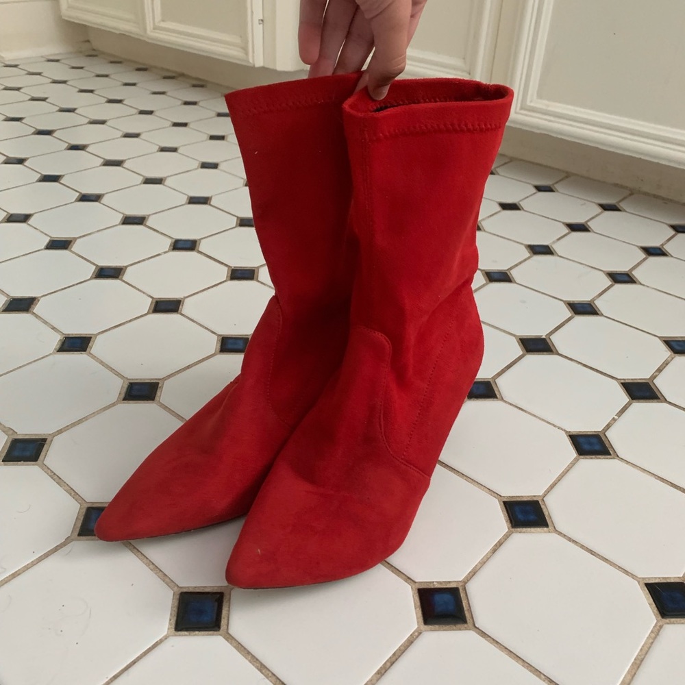 Red long booties - Picture 3 of 12